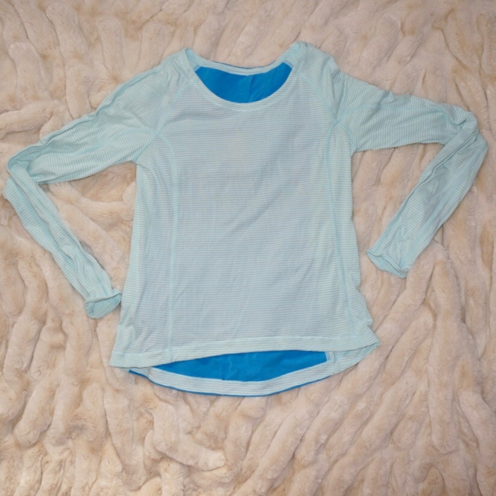 LuluLemon Blue Long Sleeve Top